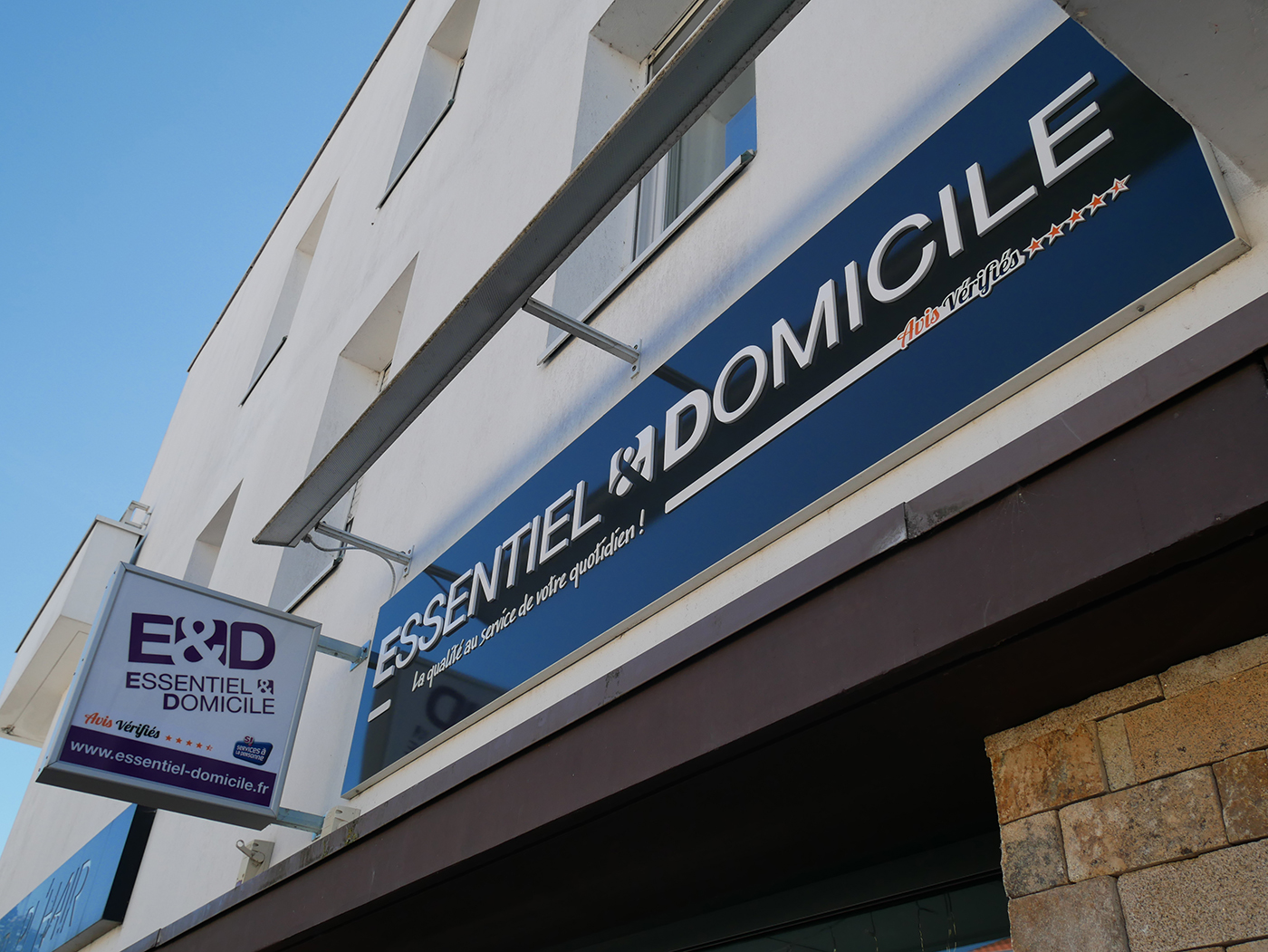 [REPORTAGE] Des agences repensées pour une meilleure expérience client.